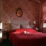 Dom Pugetow Villa