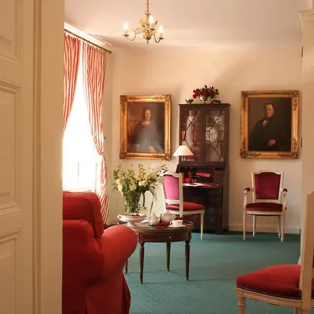 Dom Pugetów Villa